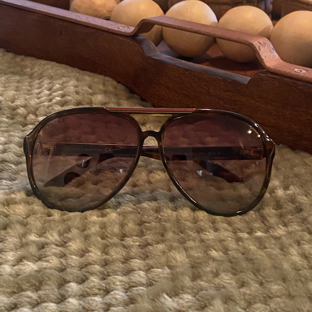 GUCCI Aviator Sunglasses